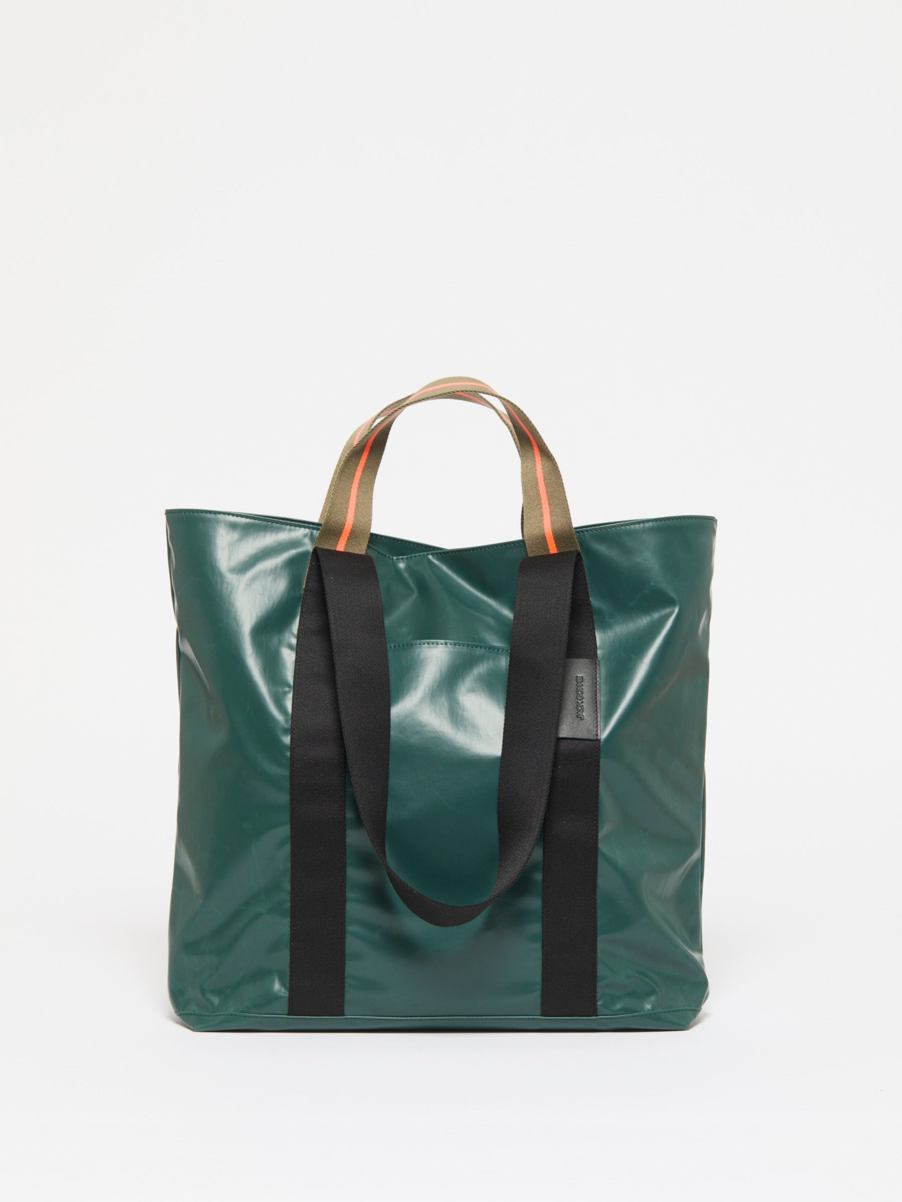 CALVI ESCAPE SHOULDER BAG