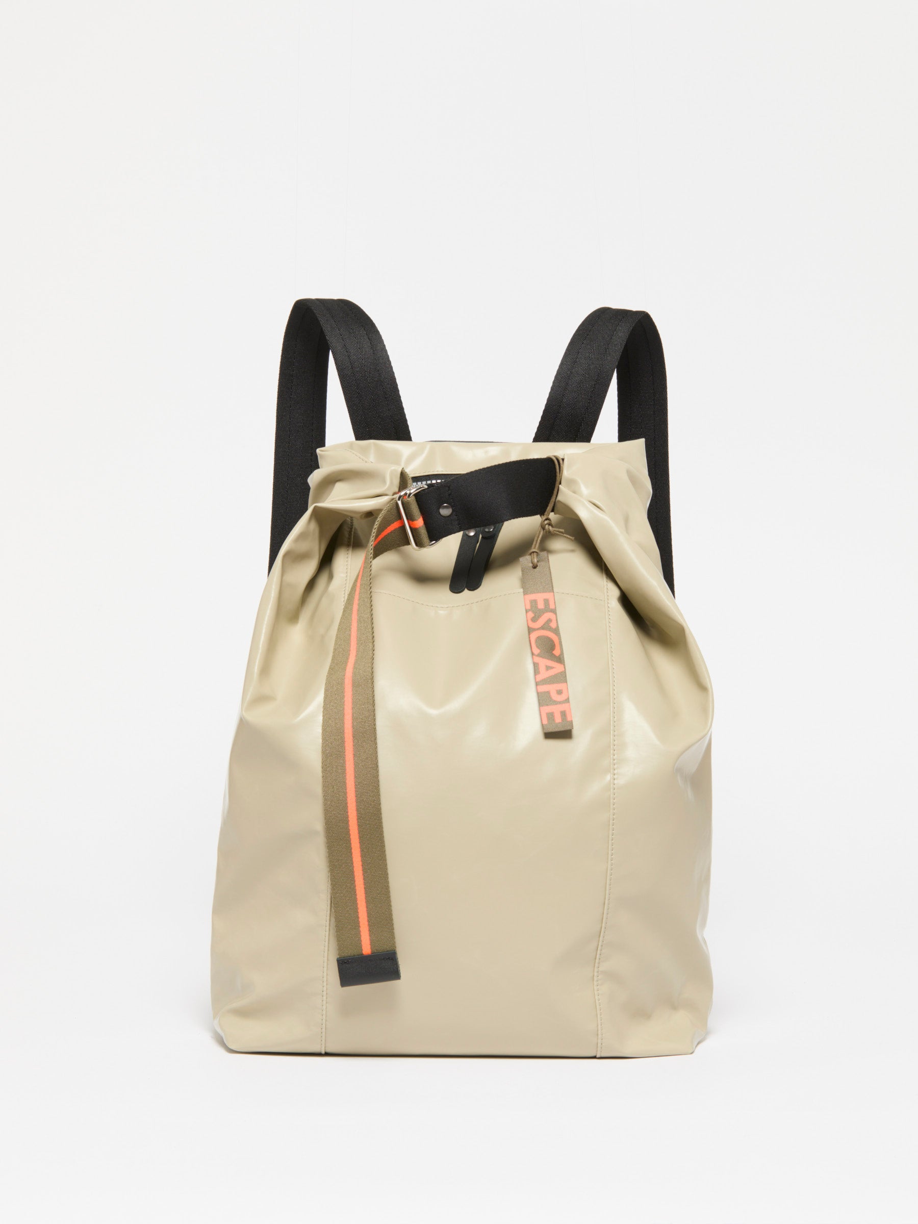LONDON ESCAPE BACKPACK