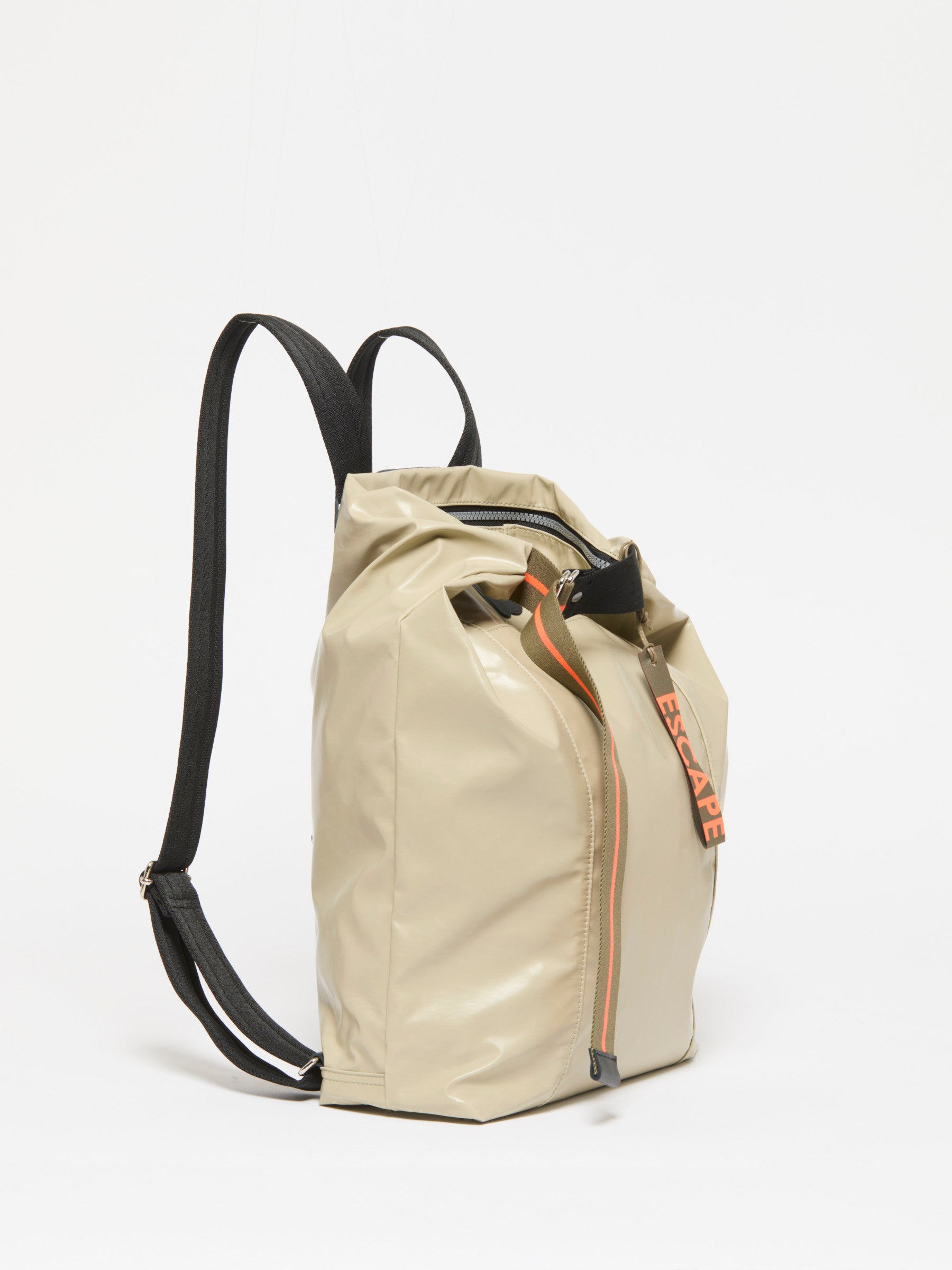 LONDON ESCAPE BACKPACK