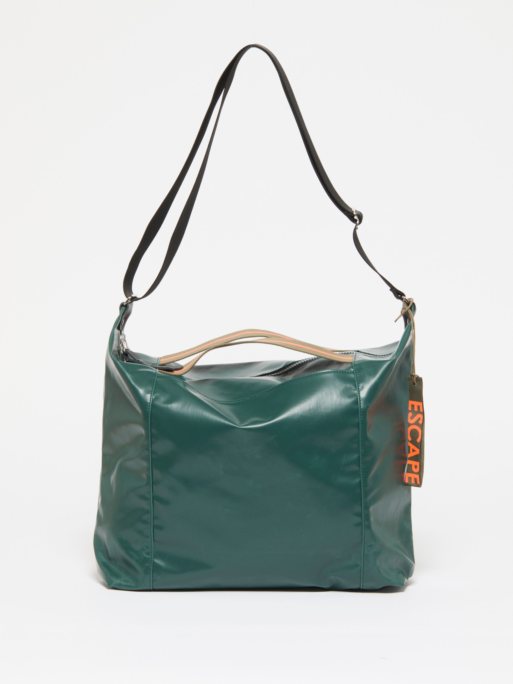 OSLO ESCAPE SHOULDER BAG