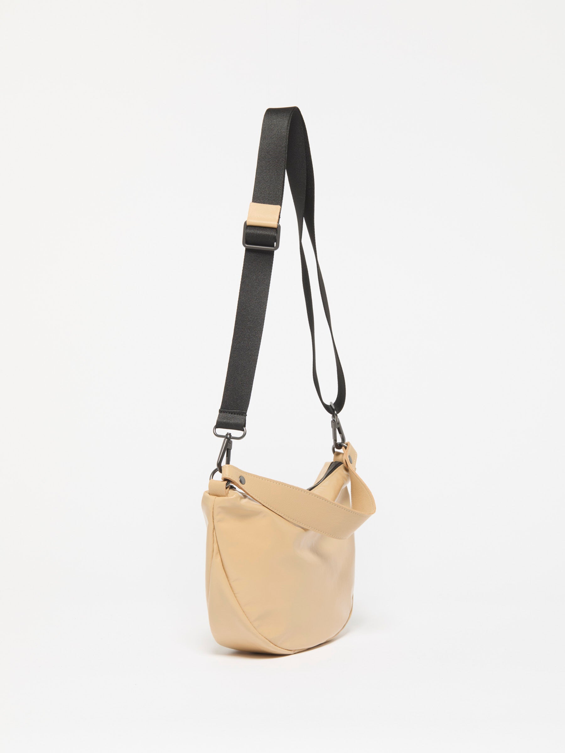 SAC DEMI-LUNE NIKITA LIGHT LEATHER