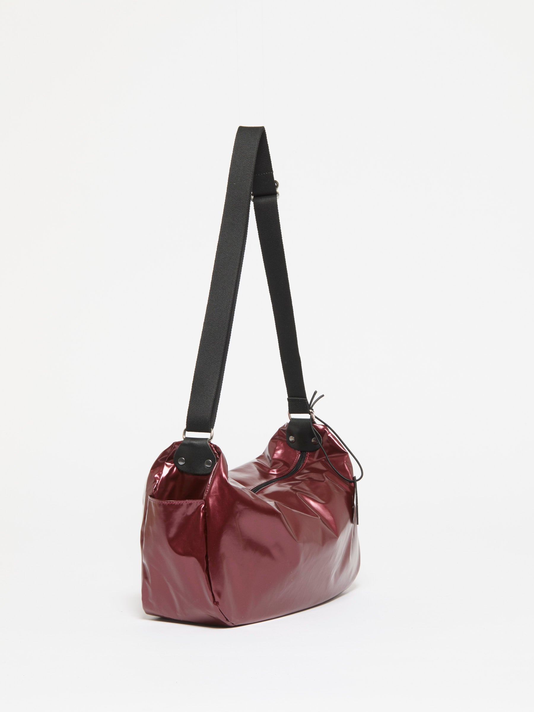 LIRIS LIGHT SHOULDER BAG