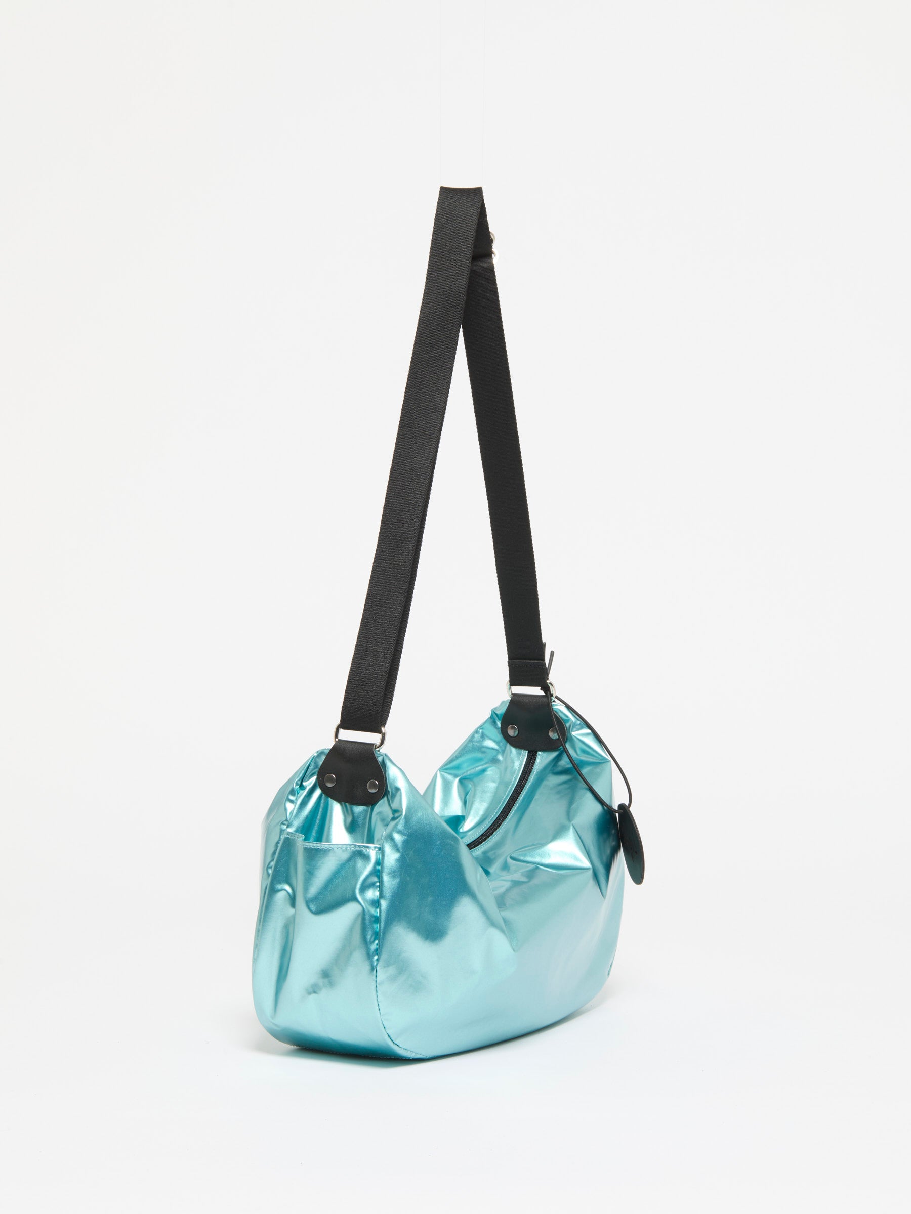 LIRIS LIGHT SHOULDER BAG