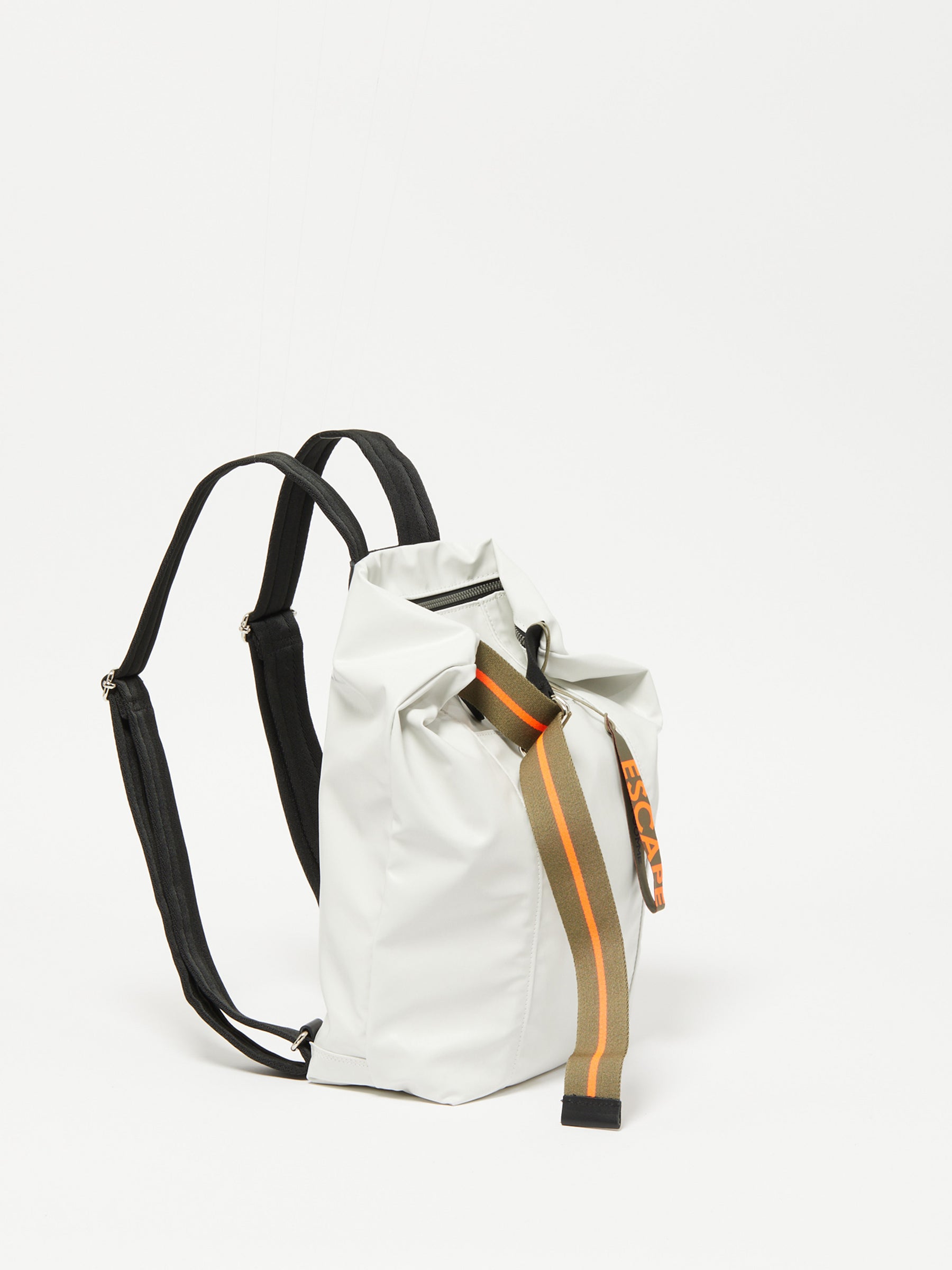 SAC À DOS en toile technique PETIT LONDRES ESCAPE de chez JACK GOMME