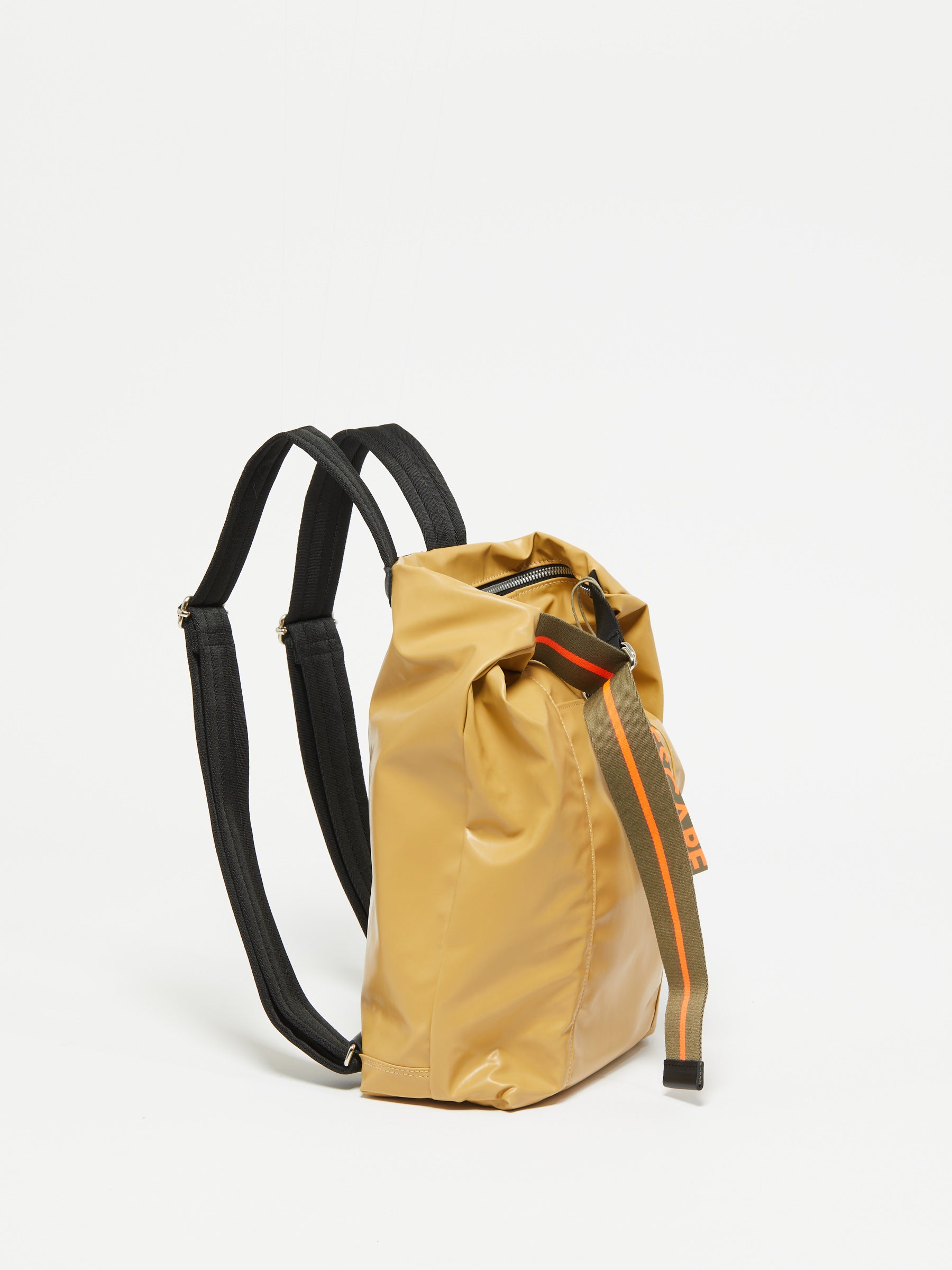 SAC À DOS en toile technique PETIT LONDRES ESCAPE de chez JACK GOMME