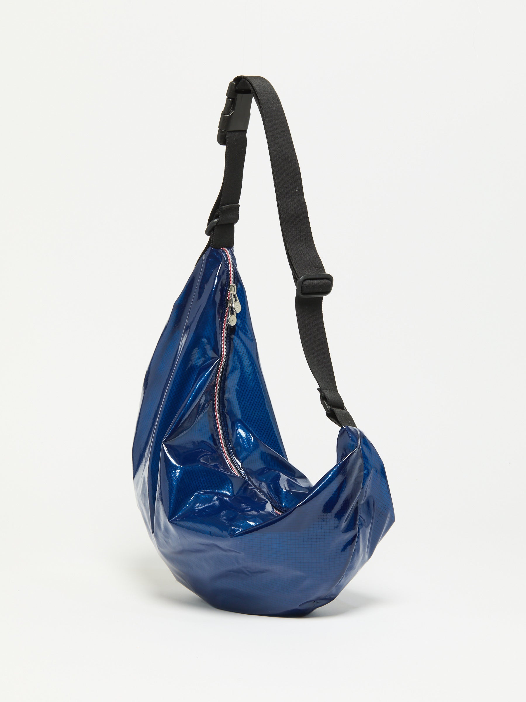 LUNA X-LIGHT HALF-MOON BAG