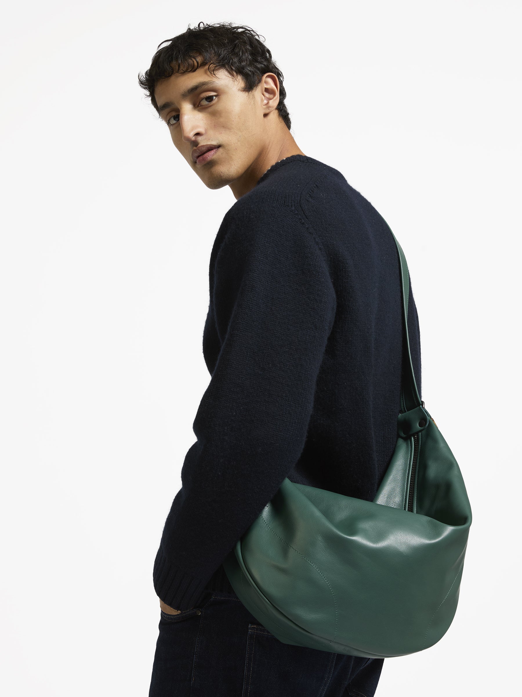 SAC DEMI-LUNE LUNA CUIR