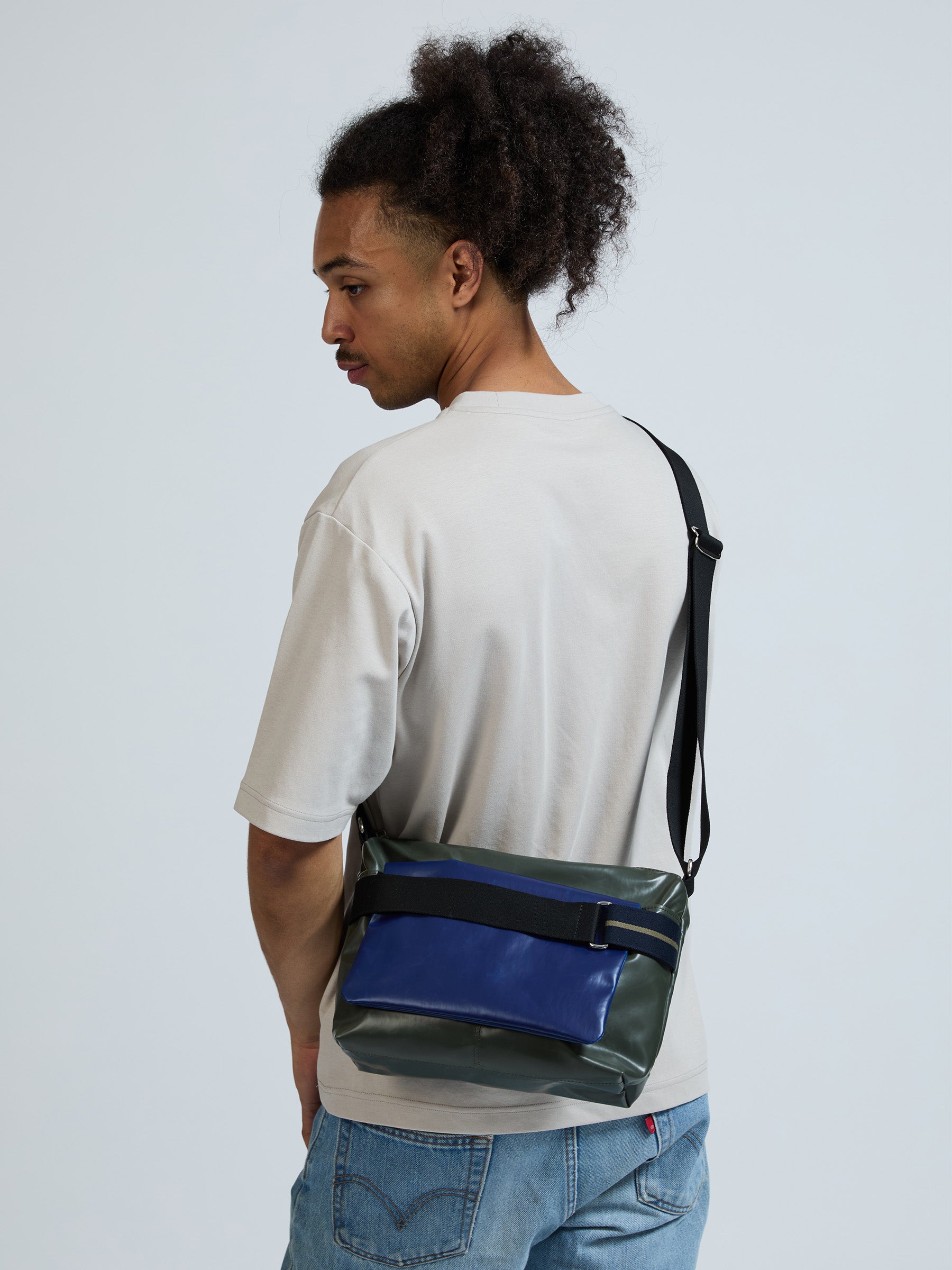 RIGA ESCAPE BICOLORE SHOULDER BAG