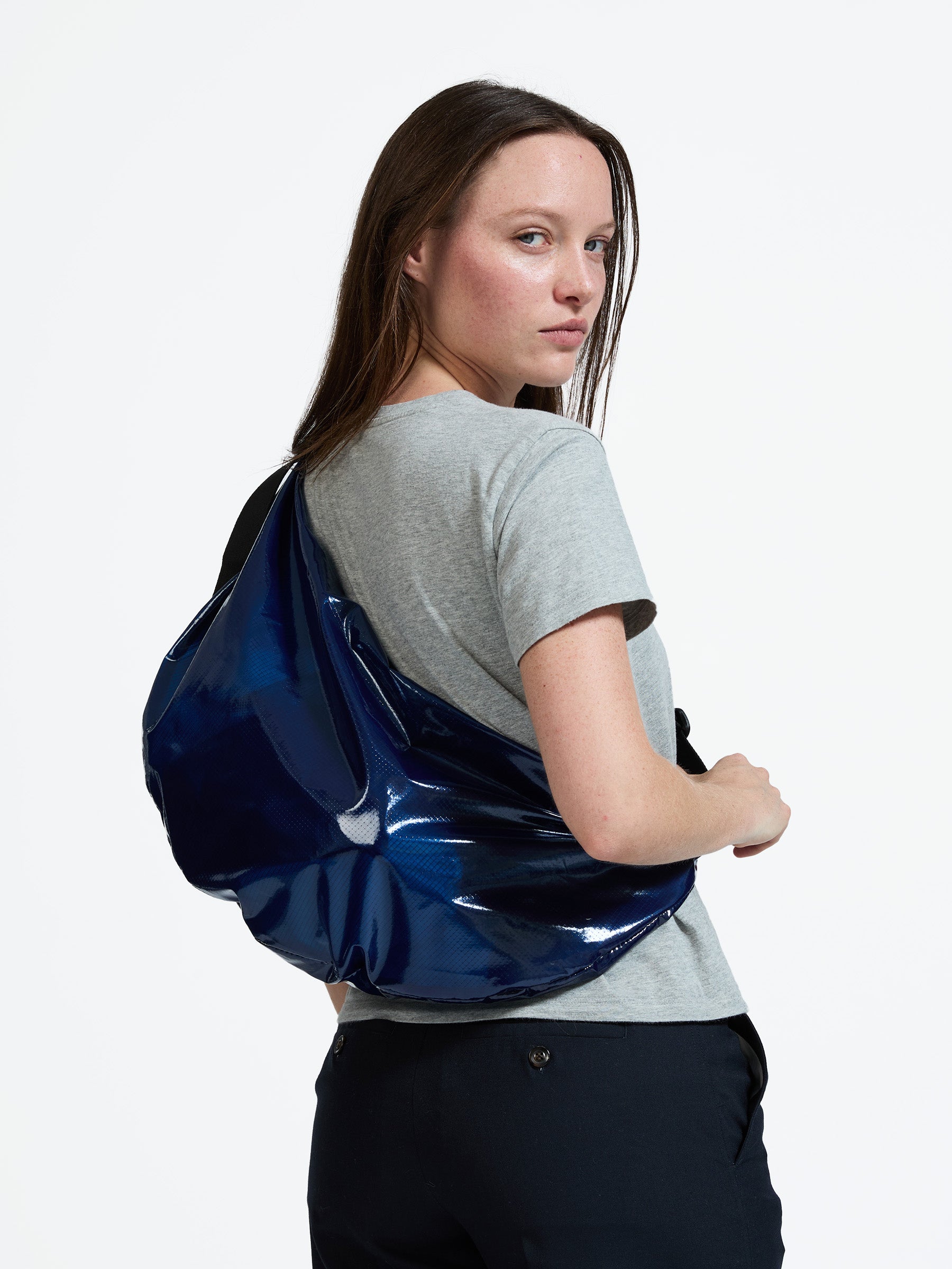 LUNA X-LIGHT HALF-MOON BAG