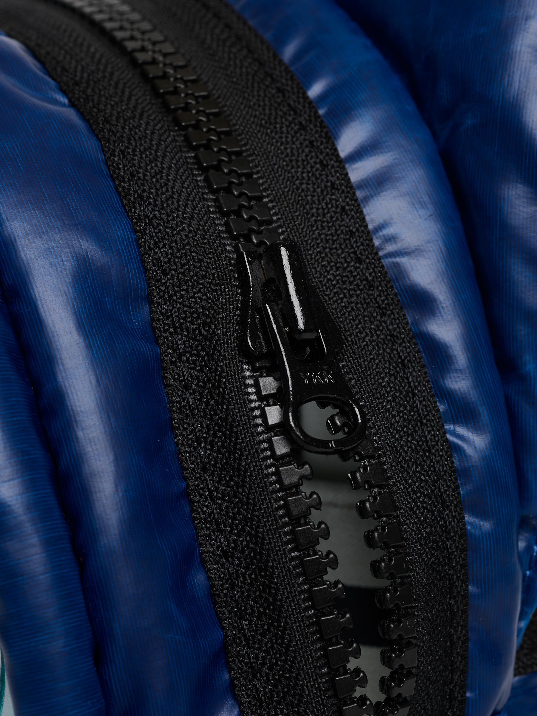 SAC ASYMÉTRIQUE KANGOUROU JACK GOMME en collaboration avec MARIANNA LADREYT de chez JACK GOMME