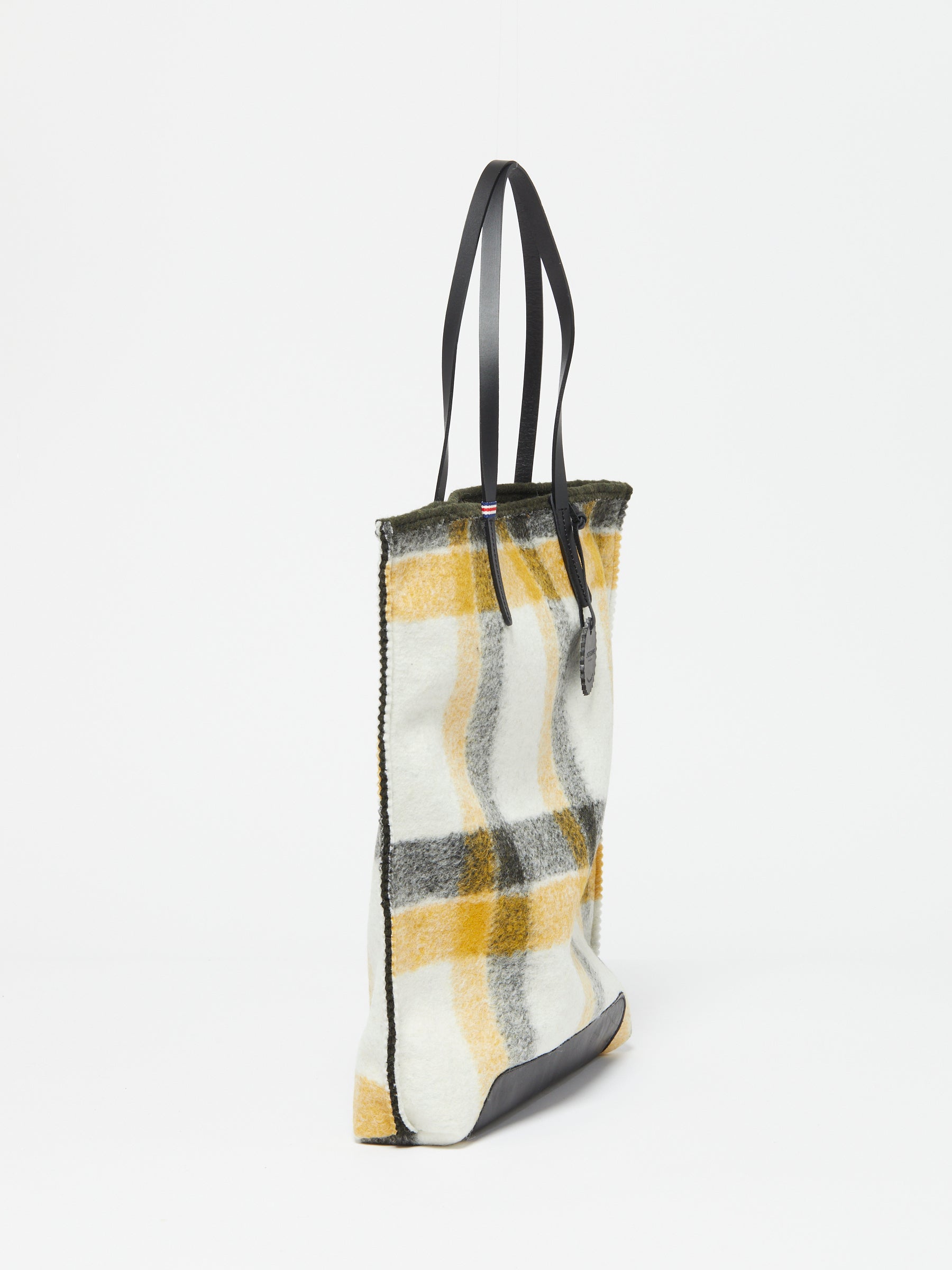 AMIE WOOL TOTE BAG