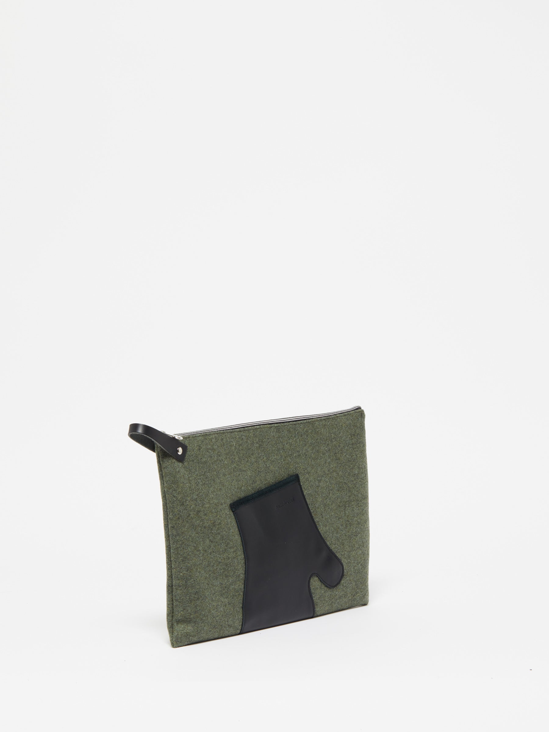 NOE WOOL POUCH