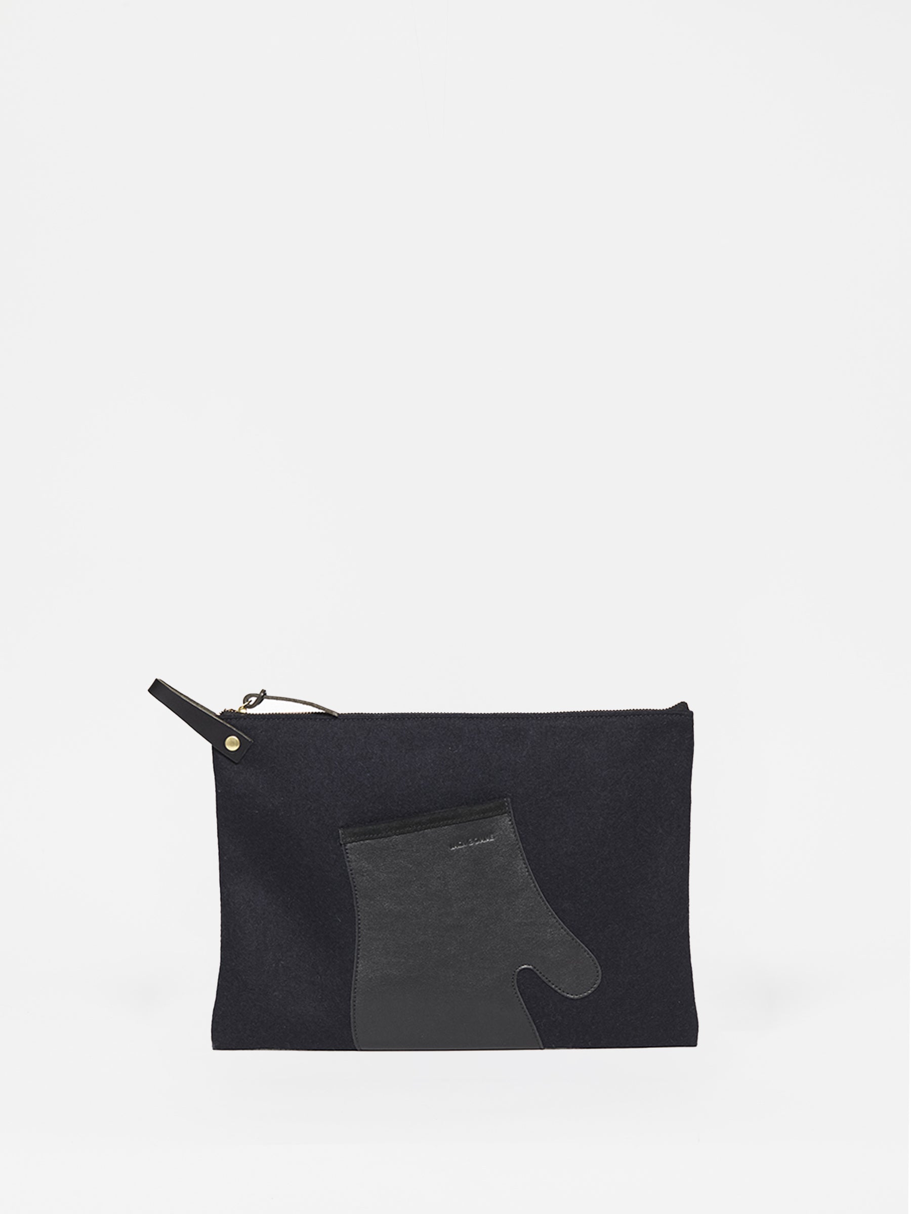 NOE WOOL POUCH