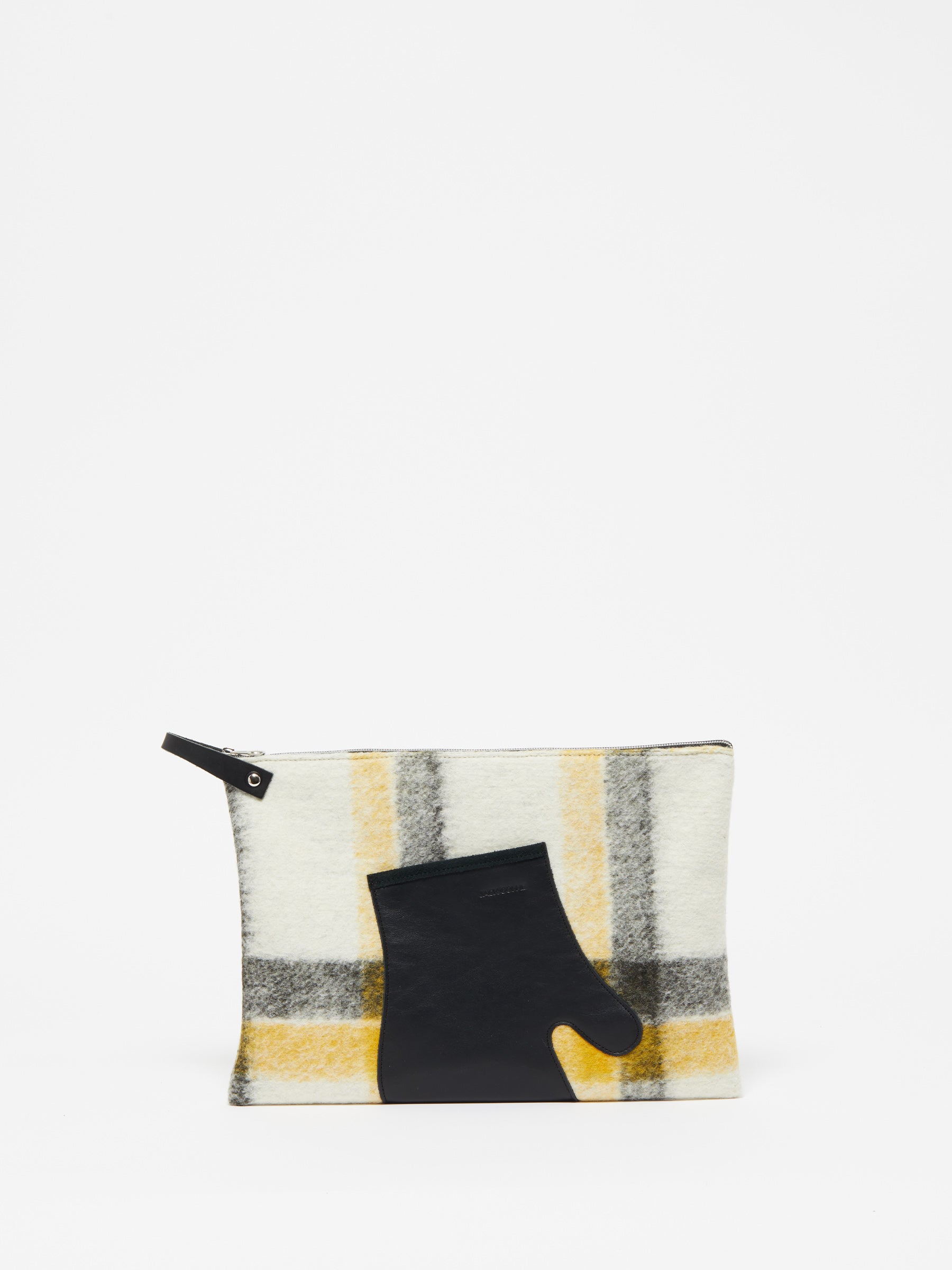 NOE WOOL POUCH