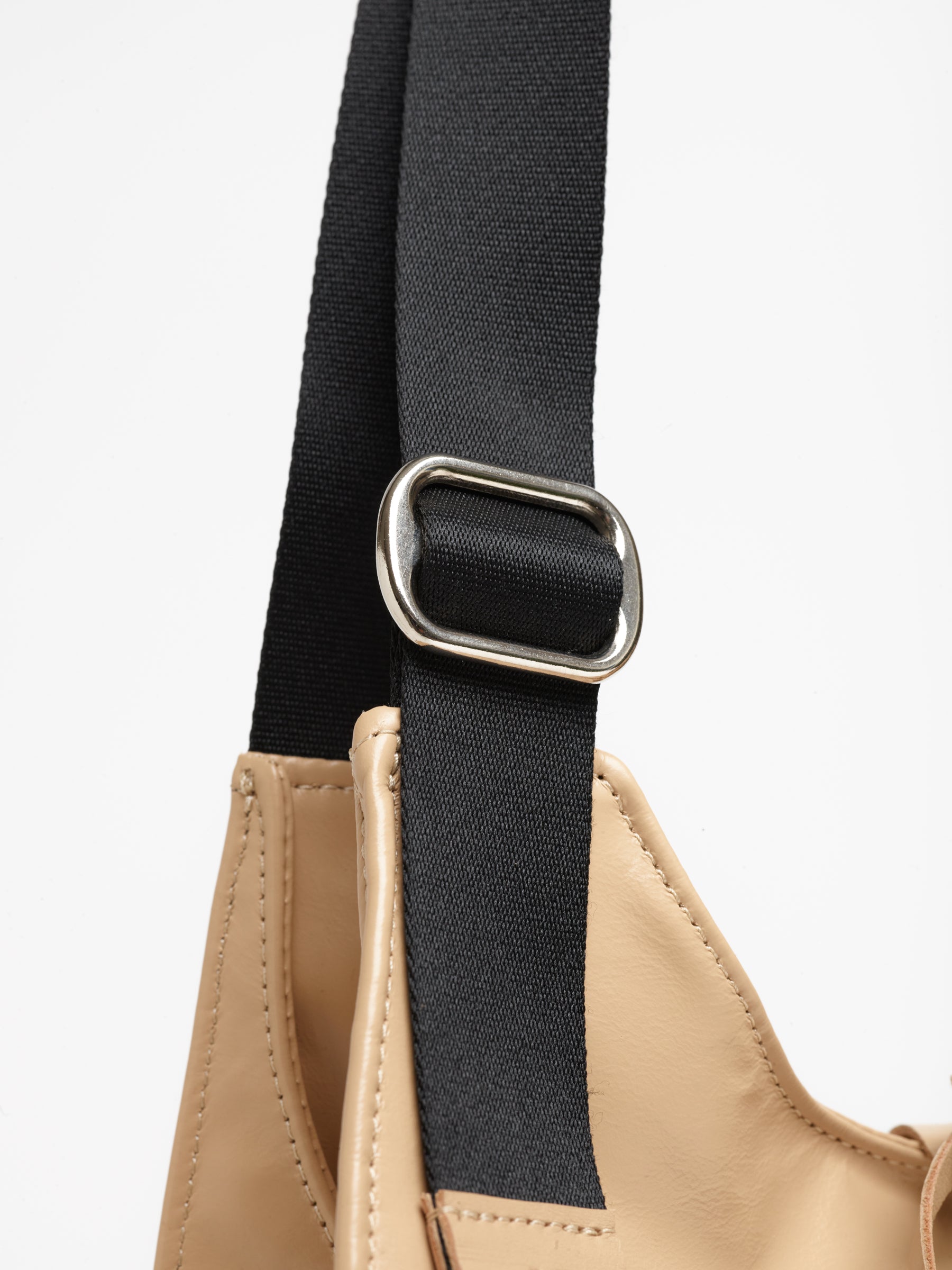 LESAC LIGHT LEATHER SHOPPING BAG