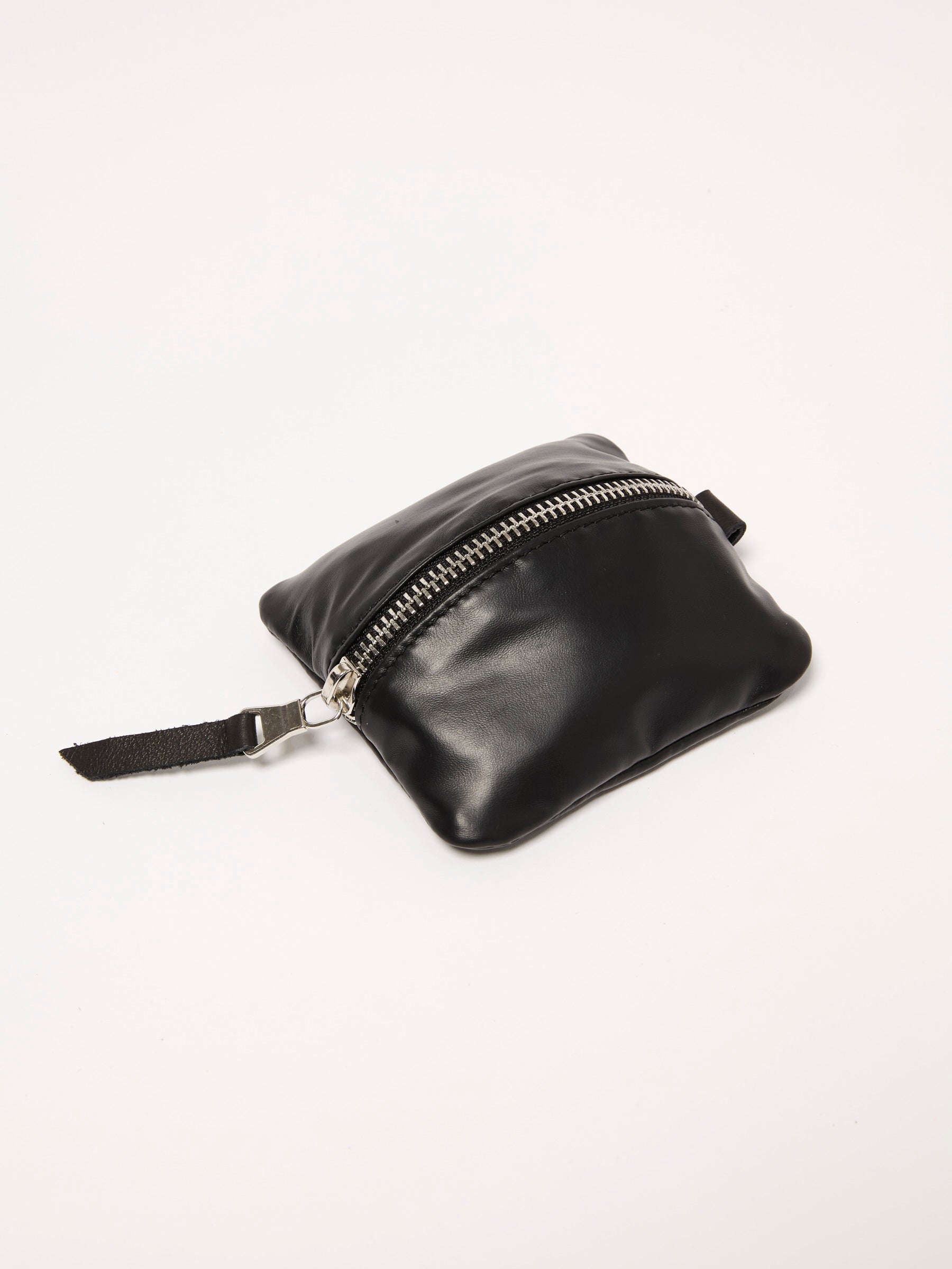 PAVE LIGHT LEATHER POUCH