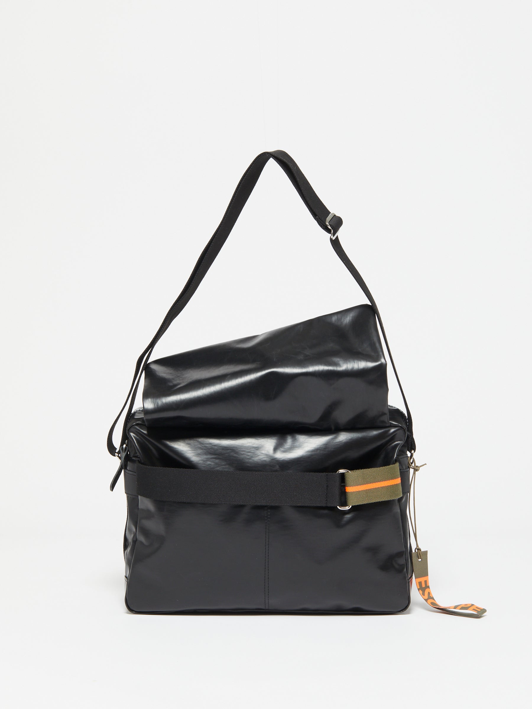 ROME ESCAPE SHOULDER BAG