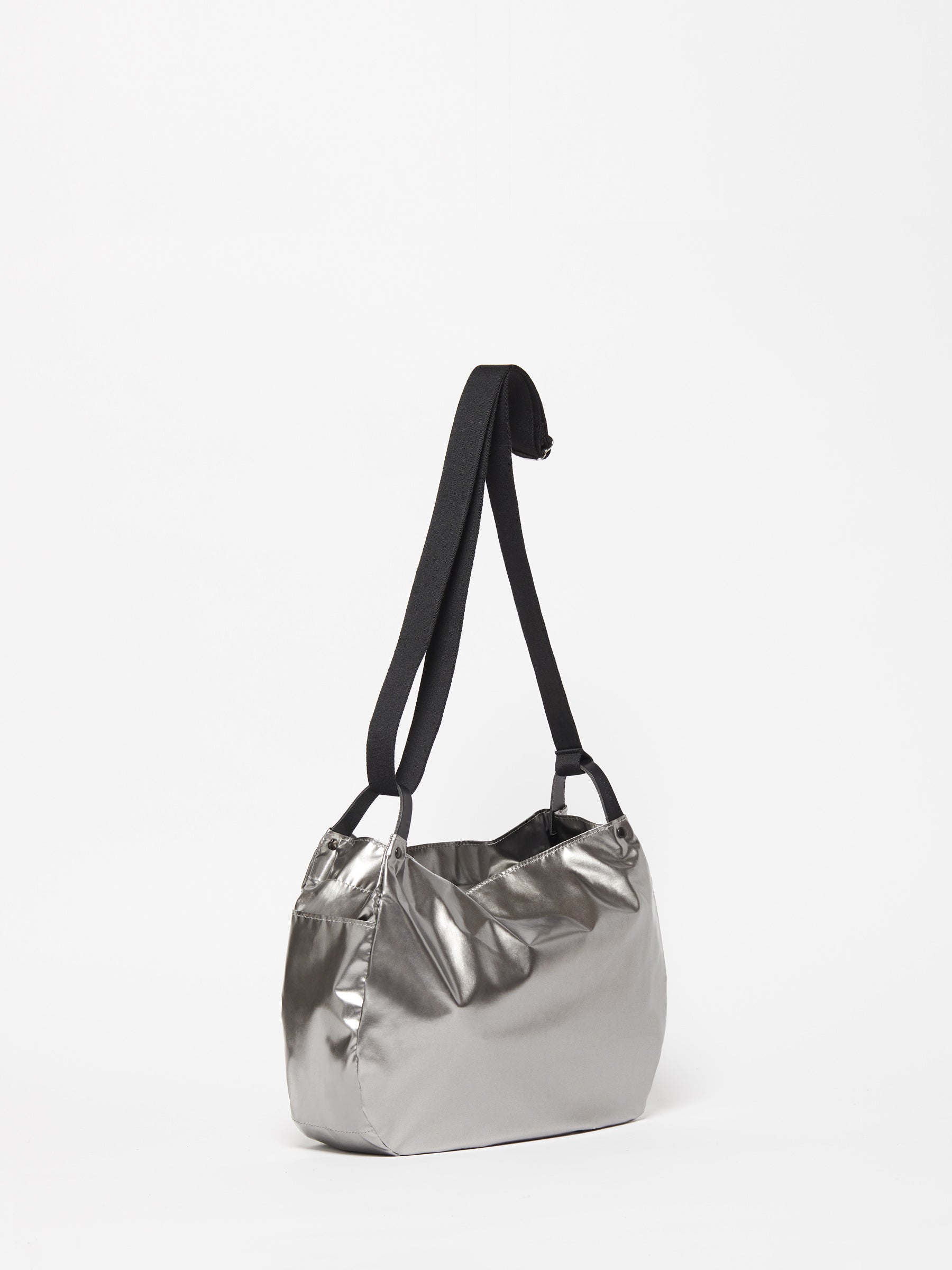 MAEL LIGHT SHOULDER BAG