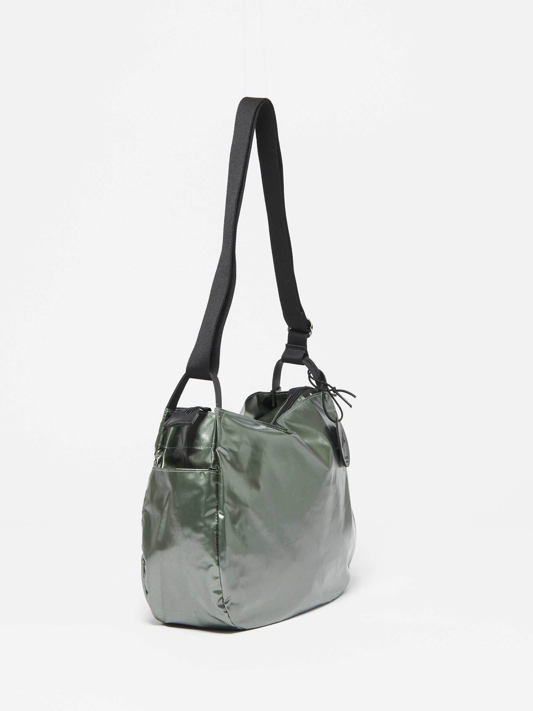 MAEL LIGHT SHOULDER BAG