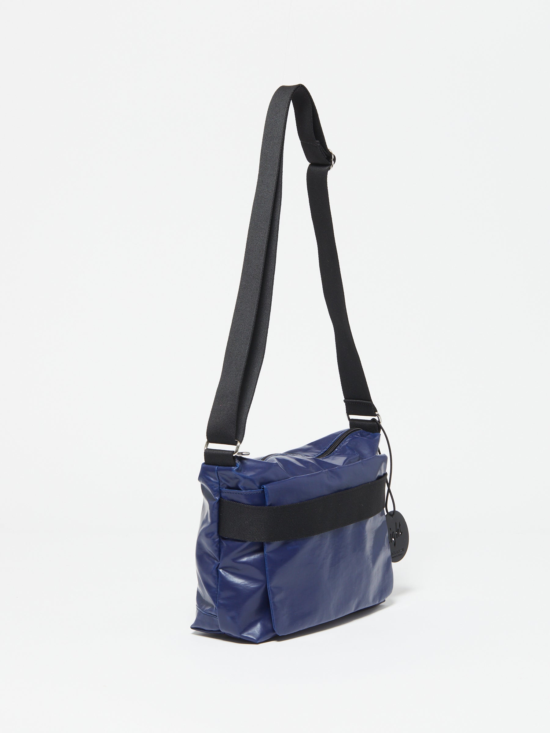 RIGA LIGHT SHOULDER BAG