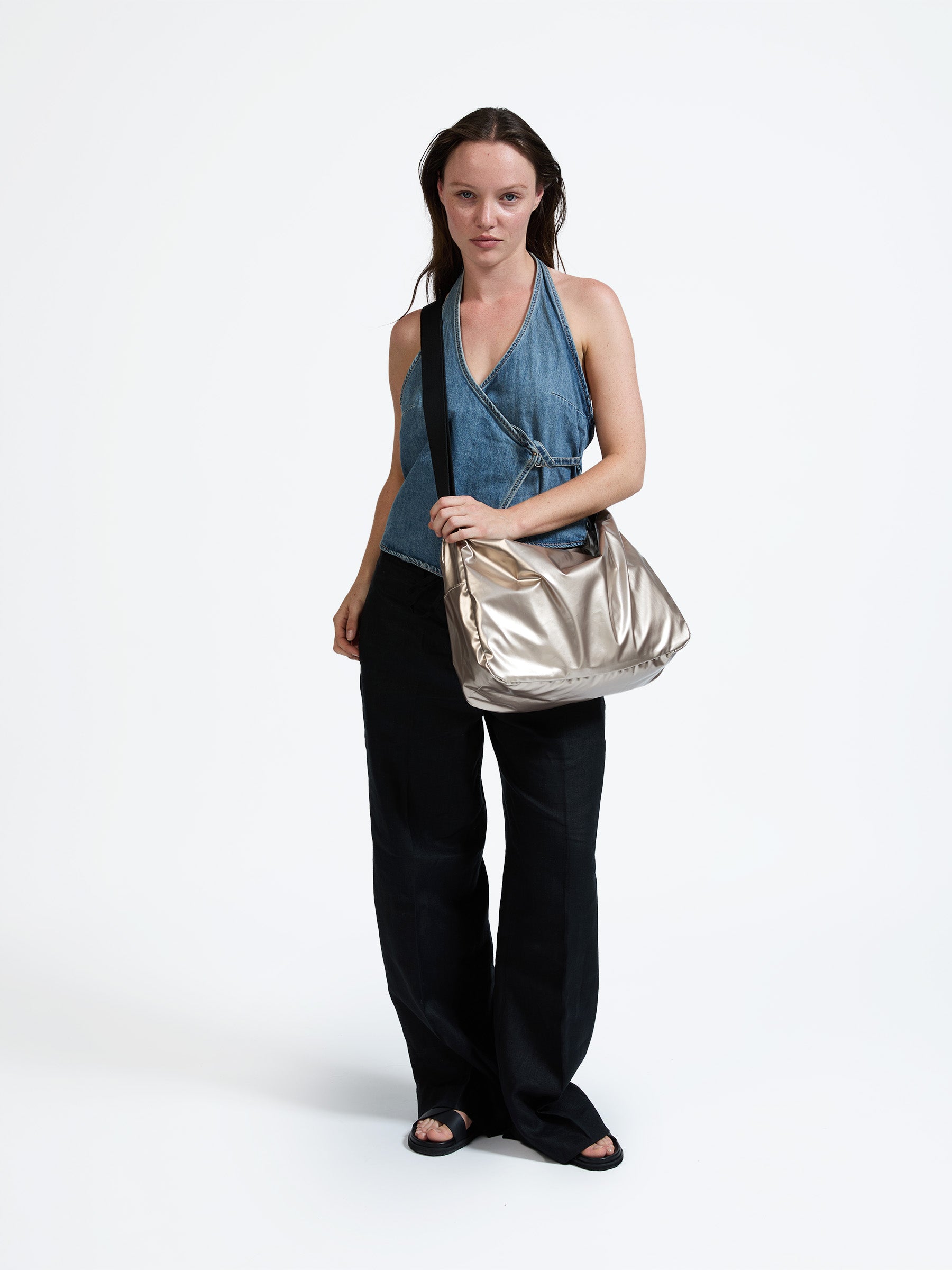 JOY LIGHT SHOULDER BAG