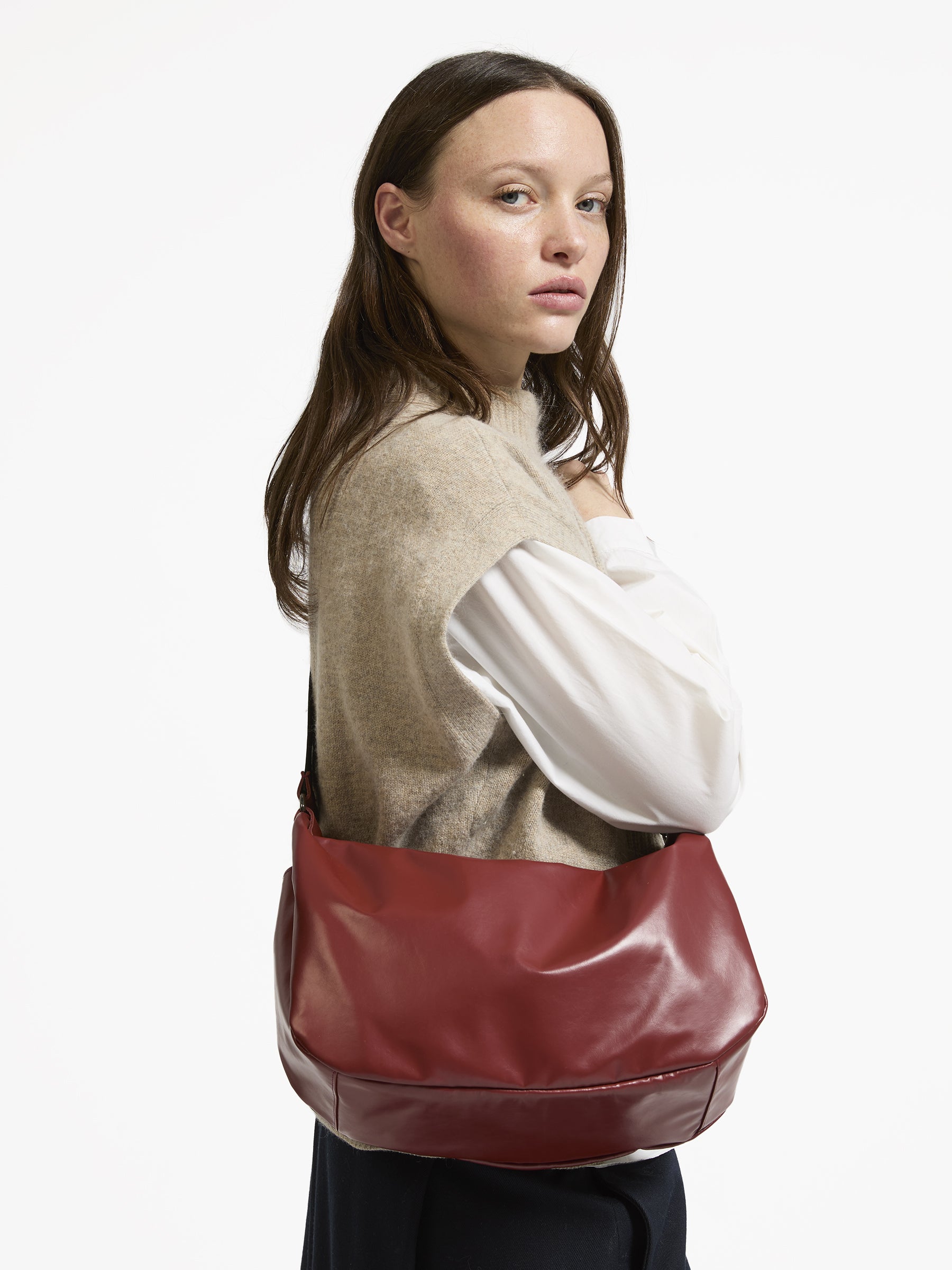 LIRIS LIGHT LEATHER ORIGINAL SHOULDER BAG