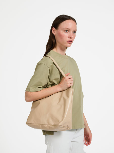 【lovelpie】totebag (beige) Karl Lagerfeld - Tote bag beige monograma con maxilogo 